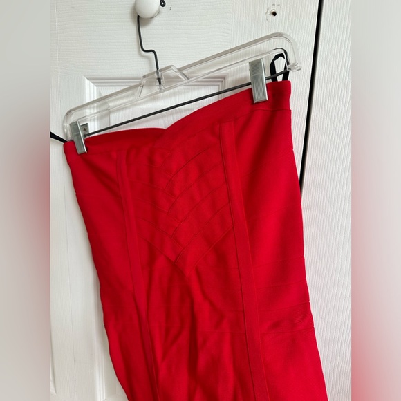 Red tube dress - Picture 2 of 9